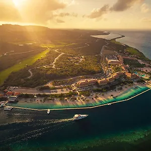 ***** Resort Santa Barbara & Golf Curacao