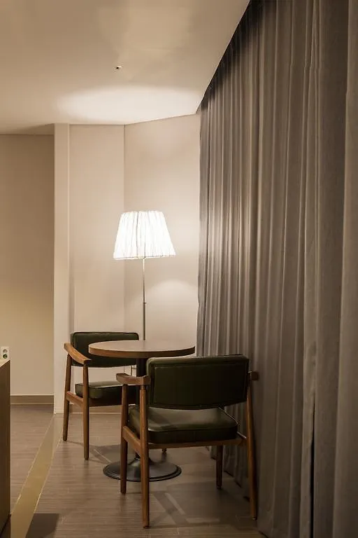 The First Stay Hotel Seoul 3*,