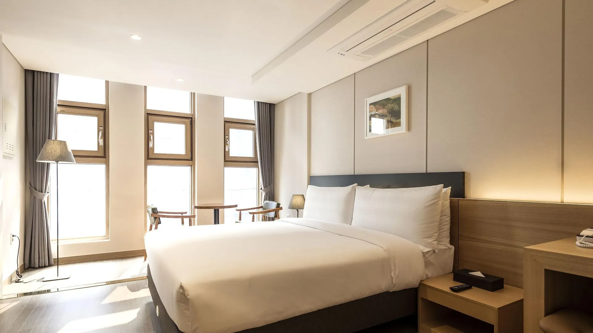 The First Stay Hotel Seoul