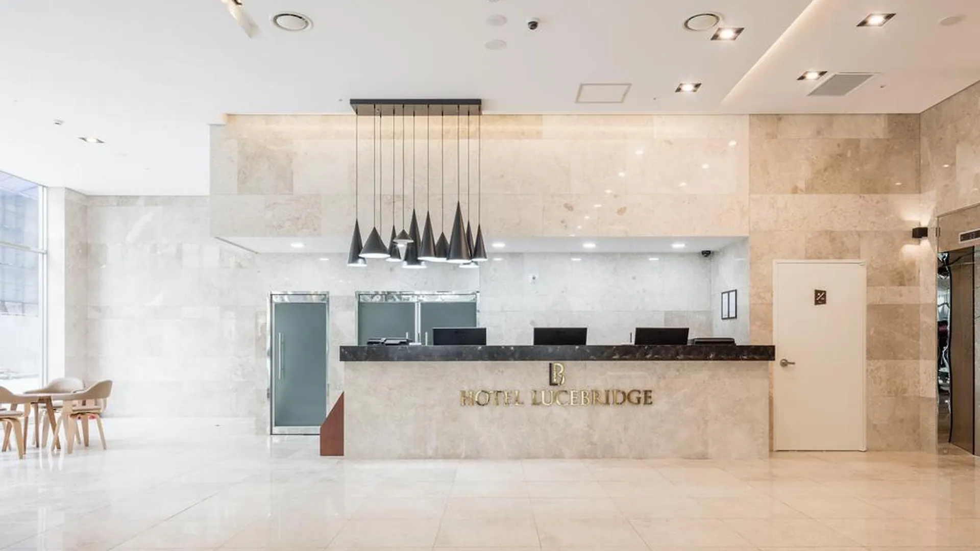 The First Stay Hotel Seoul