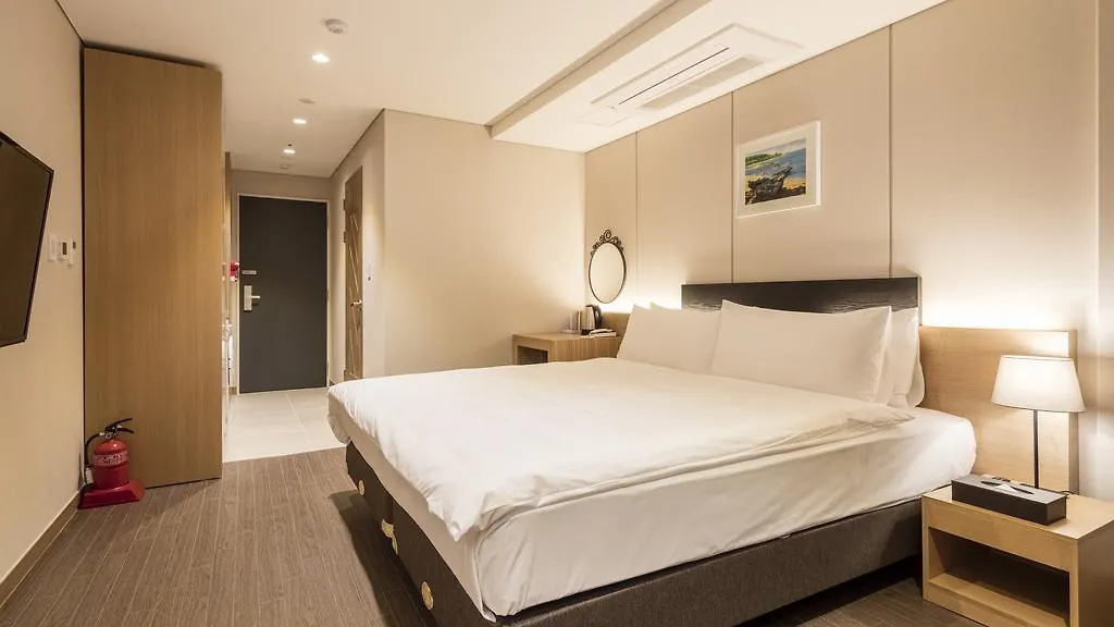 The First Stay Hotel Seoul